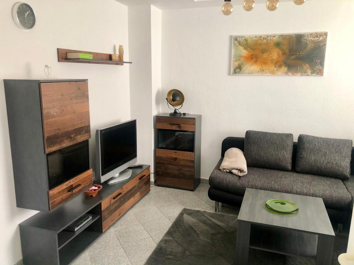 Delux Ferienwohnung Kunstgalerie Und Ilmradweg Kranichfeld Ngoại thất bức ảnh
