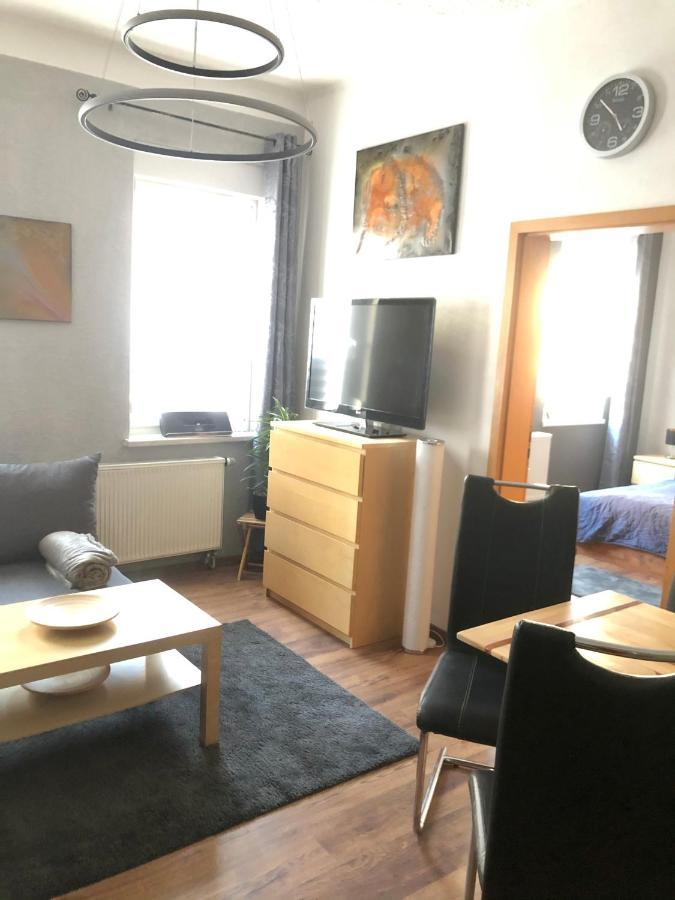 Delux Ferienwohnung Kunstgalerie Und Ilmradweg Kranichfeld Ngoại thất bức ảnh