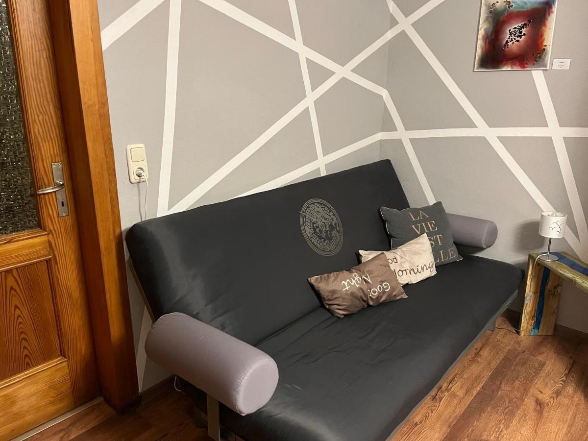Delux Ferienwohnung Kunstgalerie Und Ilmradweg Kranichfeld Ngoại thất bức ảnh